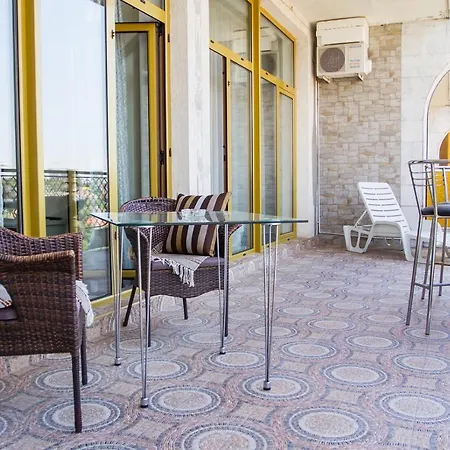 в аркадийском дворце у моря * Odessa